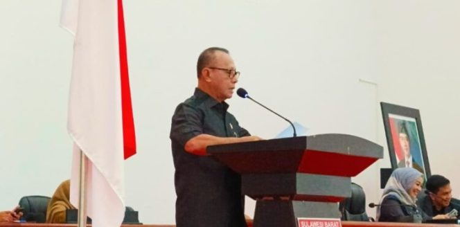 
					DPRD Sulbar Paripurna Penjelasan Bapemperda Terhadap Tiga Ranperda Inisiatif DPRD Sulbar
