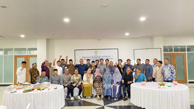 
					Suraidah Suhardi Hadiri Musda IAPIM PD Sulbar