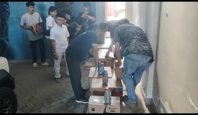 
					Polda Sulbar Gerebek Gudang Oli Ilegal di Wonomulyo, Ratusan Kardus Diamankan