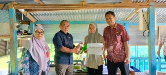 
					Pemprov Sulbar Salurkan Bibit ke Petani Majene, Dorong Kemandirian Pangan