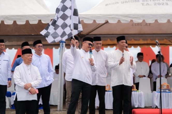 
					Pawai Ta’aruf di Mamuju Wujudkan Semangat Sulbar Maju dan Sejahtera