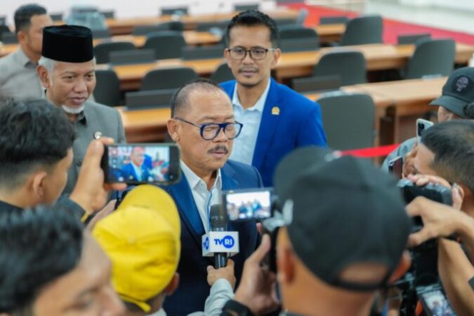 
					Sulbar Raih WTP, Ranperda APBD 2024 Diserahkan ke DPRD