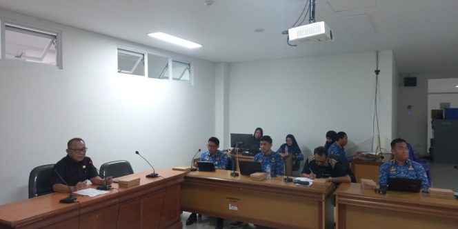 
					Bapemperda DPRD Sulbar Evaluasi Kesiapan Pembahasan Ranperda 2025