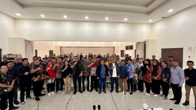 
					Disbun Sulbar Ikuti Bimtek Sarpras Perkebunan Kelapa Sawit di STP Bogor