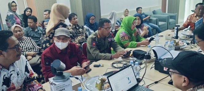 
					Pemprov dan DPRD Sulbar Siap Sukseskan HUT ke-80 RI dengan Semangat Persatuan