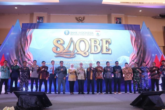 
					Ekonomi Biru Jadi Jalan Strategis Sulbar Capai Pertumbuhan Inklusif dan Berkelanjutan