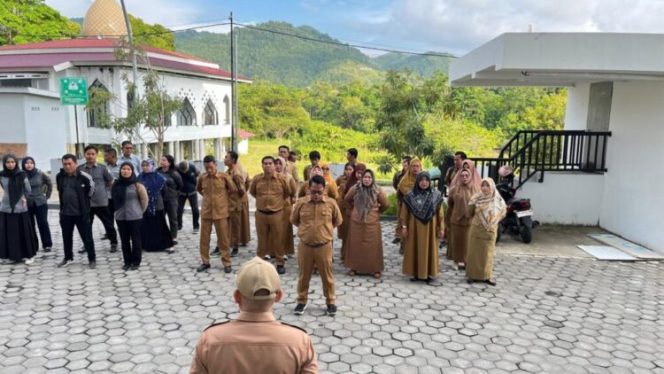 
					Sekretariat DPRD Sulbar Tekankan Disiplin dan Tanggung Jawab ASN Melalui Apel Pagi