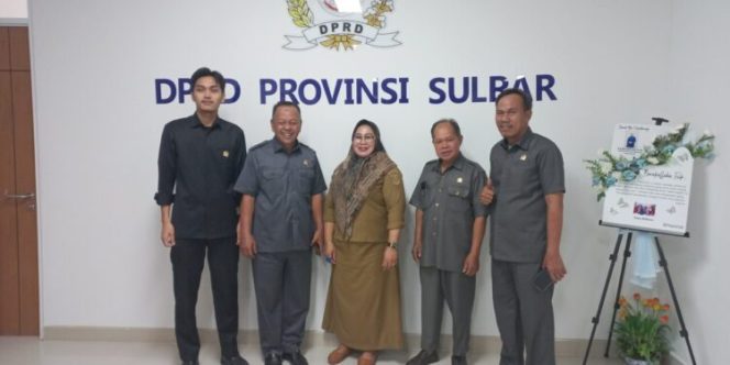 
					Sekretariat DPRD Sulbar Terima Kunjungan Kerja DPRD Pinrang Bahas Pengawasan Keuangan Daera