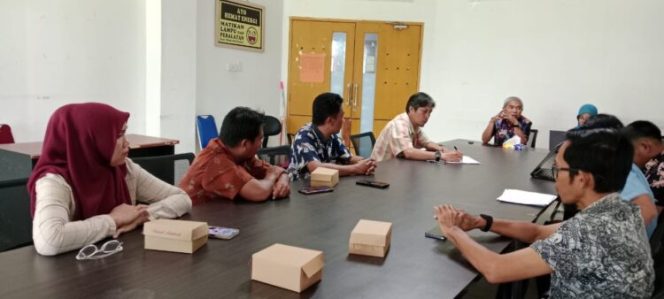 
					DLH Sulbar Mantapkan Pembinaan dan Pengawasan Izin Lingkungan