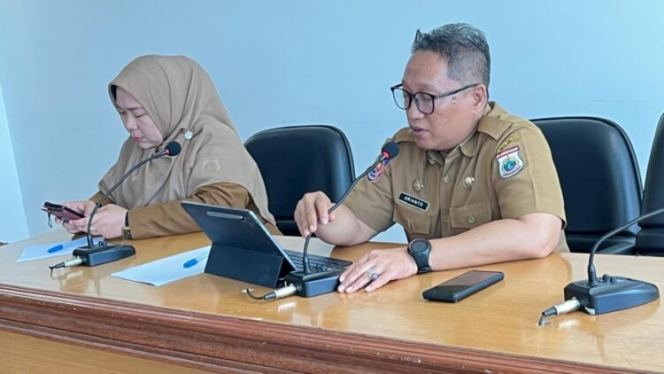 
					Sekretariat DPRD Sulbar Bahas Pendampingan Reses dan Persiapan Hearing Dialog