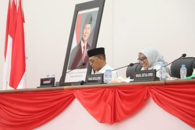 
					Menyongsong APBD 2026, DPRD Sulbar Kumpulkan Masukan dari Seluruh Fraksi