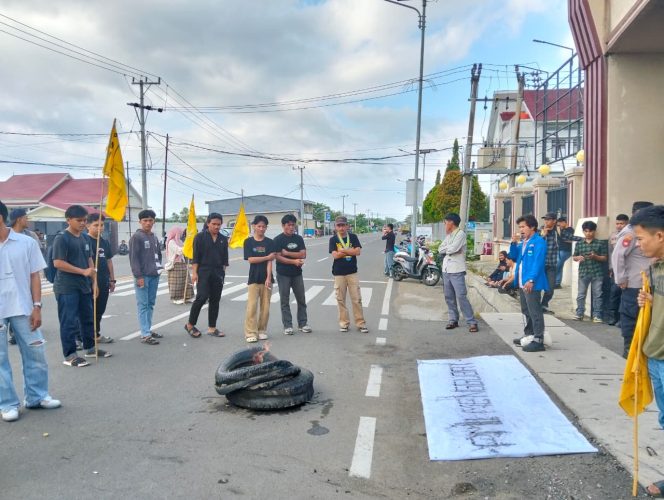 
					PMII Mamuju Kembali Desak Kejati Sulbar Selidiki Dugaan Penyimpangan KDKMP dan Program MBG